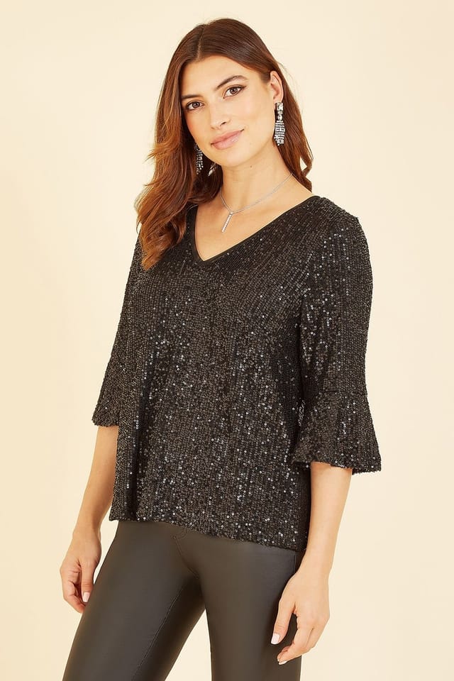 Yumi Yumi Women's Black Sequin Top With Fluted Sleeve - 2