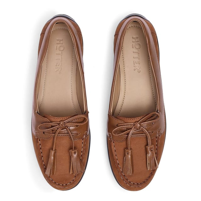 Hotter Hotter Women's 'Bay II' Loafers in Tan - 3