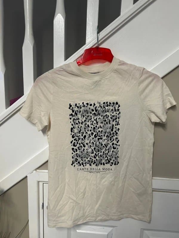 New Look (W59) beige new look tshirt leopard print 10