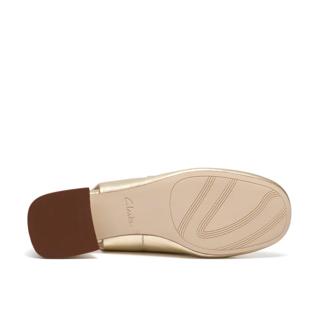 Clarks Clarks Women's Daiss 30 Dazz Gold Leather Mary Jane, Sling Back - 3