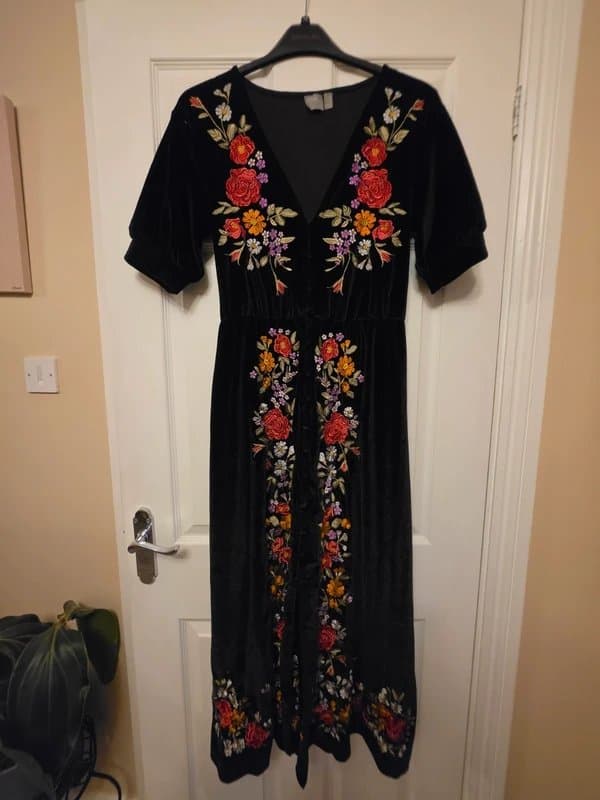 ASOS ASOS Black Velvet Floral Embroidered Maxi Dress - Size 12 - Statement Piece Boho Bohemian