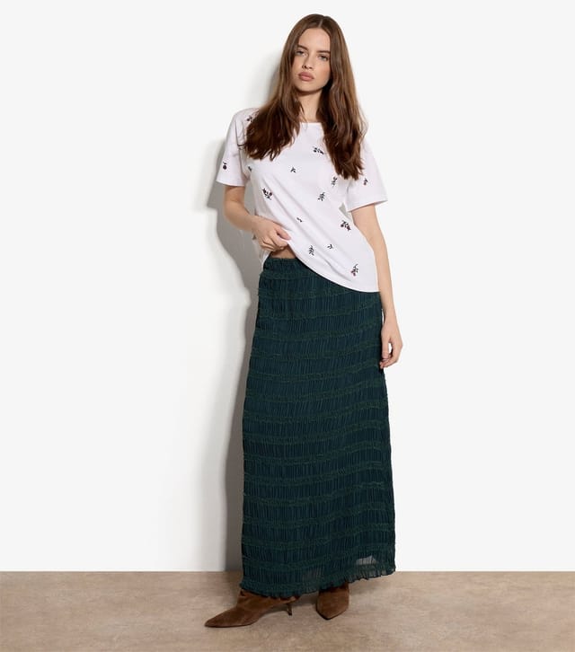 Apricot Women's White Floral Embroidered T-Shirt Apricot New Look - 2
