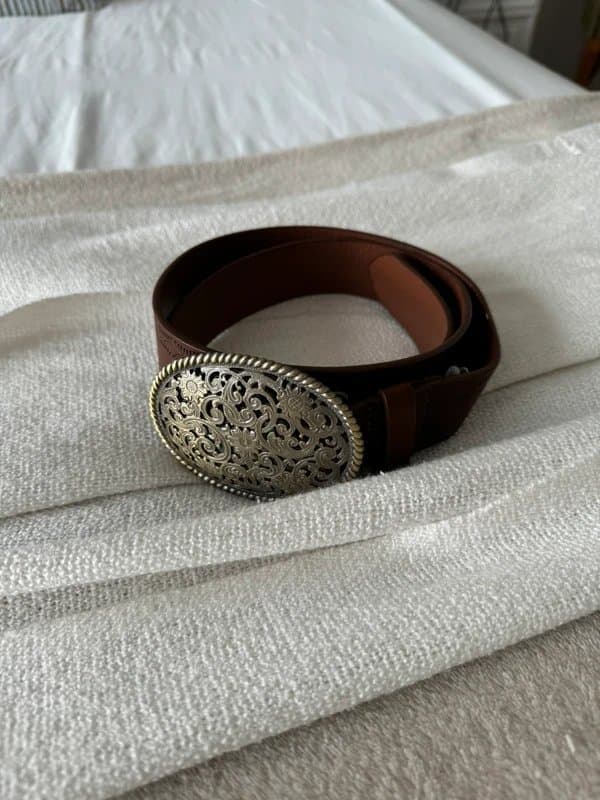 New Look old new look faux leather belt with vintage inspired buckle detail