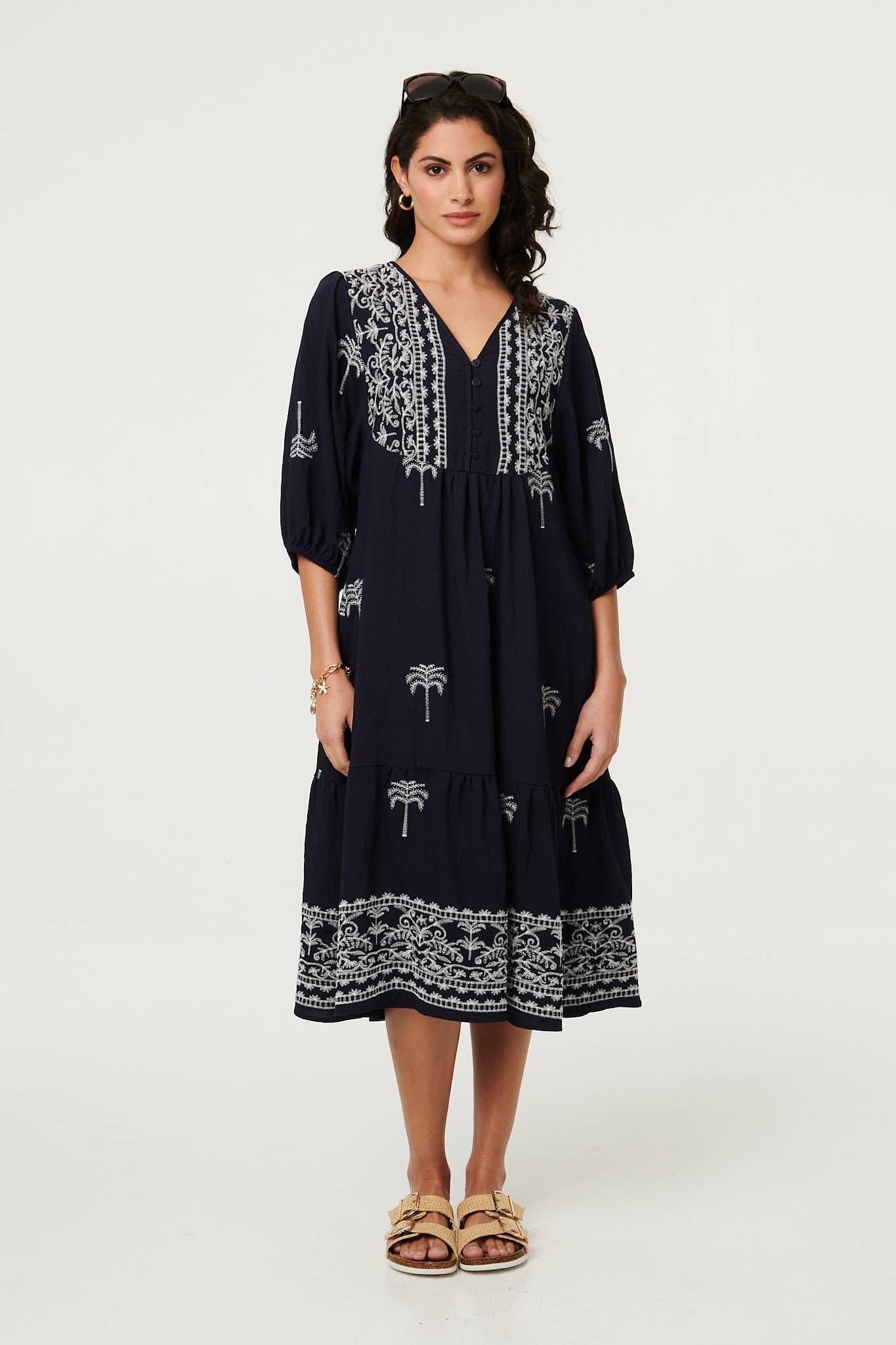 Izabel London Izabel London Women's Border Print Relaxed V-Neck Midi Dress in Navy