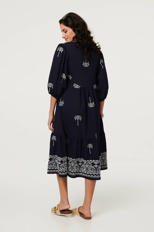 Izabel London Izabel London Women's Border Print Relaxed V-Neck Midi Dress in Navy - 3