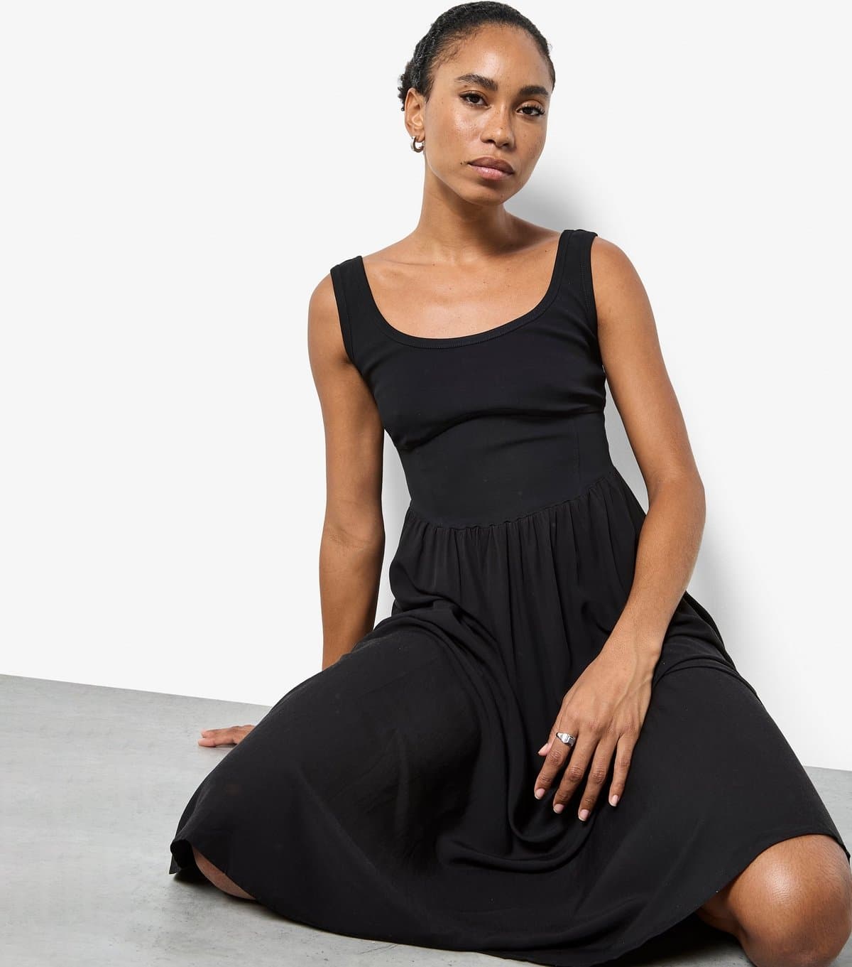 Apricot Women's Black Scoop Neck Contrast Skirt Midi Dress Apricot New Look