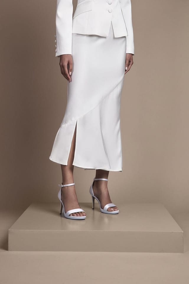 Coast Coast Women's Bridal Satin Detail Fitted Skirt in Ivory - 2
