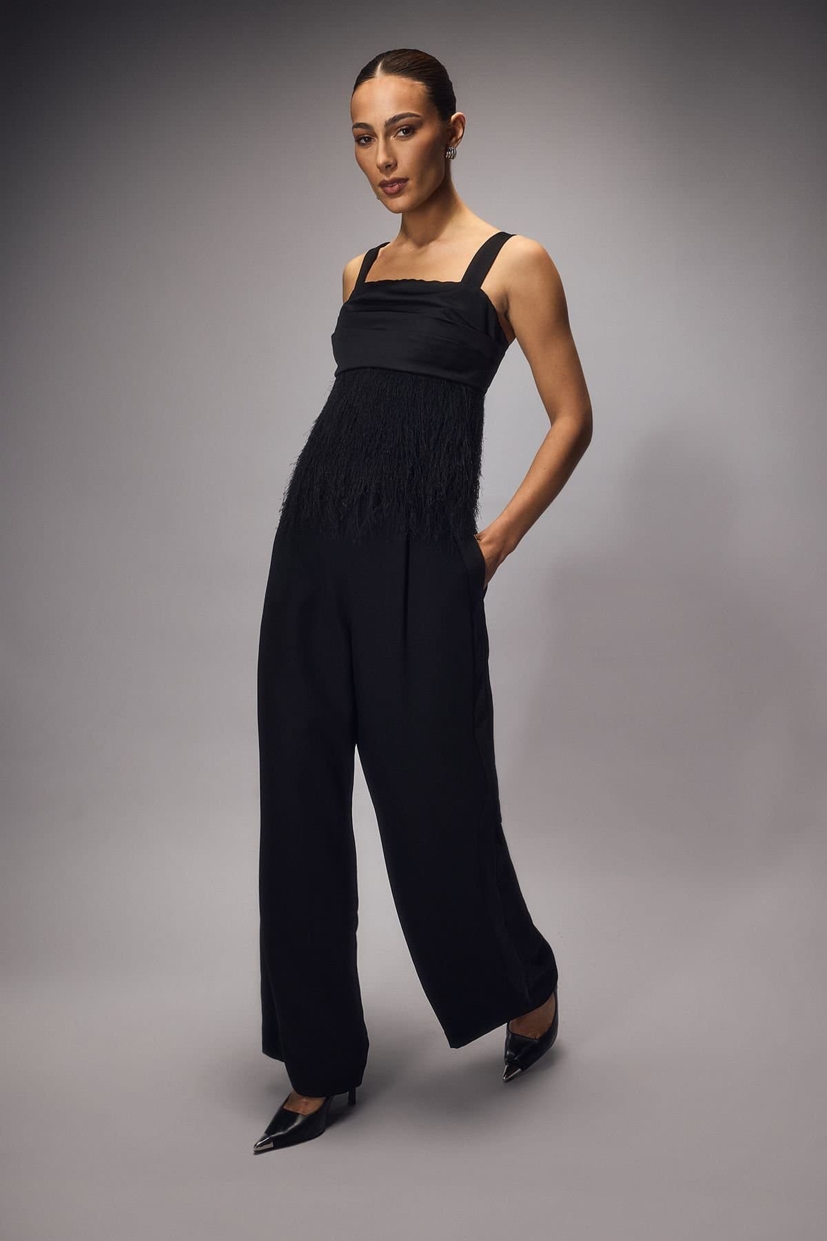 Coast Coast Women's Muse Wide Leg Tailored Trouser in Black