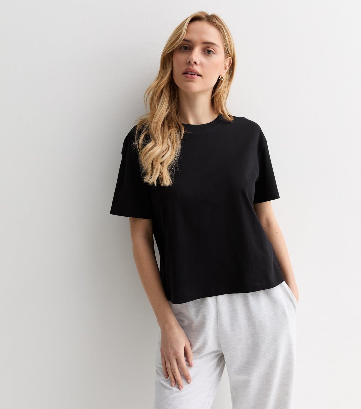 New Look Women's Black Boxy Cotton T-Shirt New Look