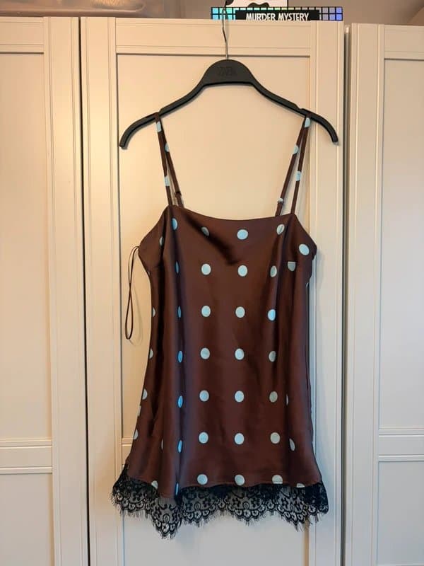 New Look Brown and blue polka dot top with black lace