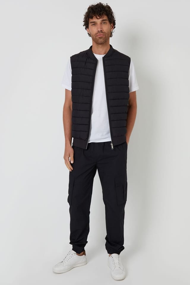 Threadbare Threadbare Men's Quilted Hybrid Gilet in Black - 3