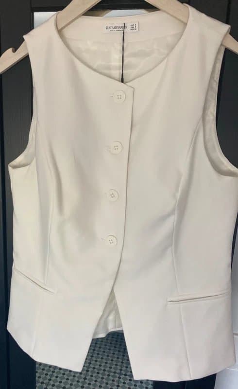 Stradivarius Stradivarius fitted white waistcoat, size S