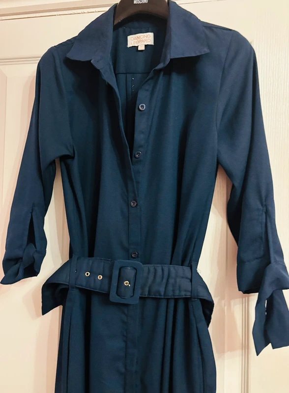 Dancing Leopard Dancing leopard plunge shirt work wedding party 12-14 same day post - 1