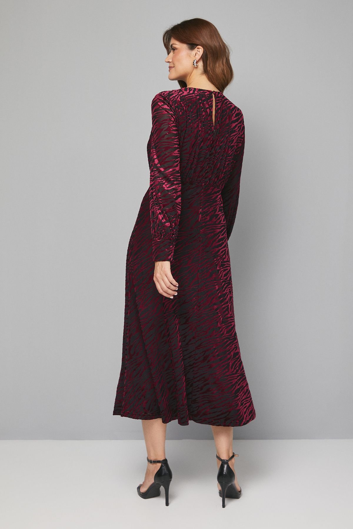 Wallis Wallis Women's Devore Drop Hem Midi Dress in Wine - 4