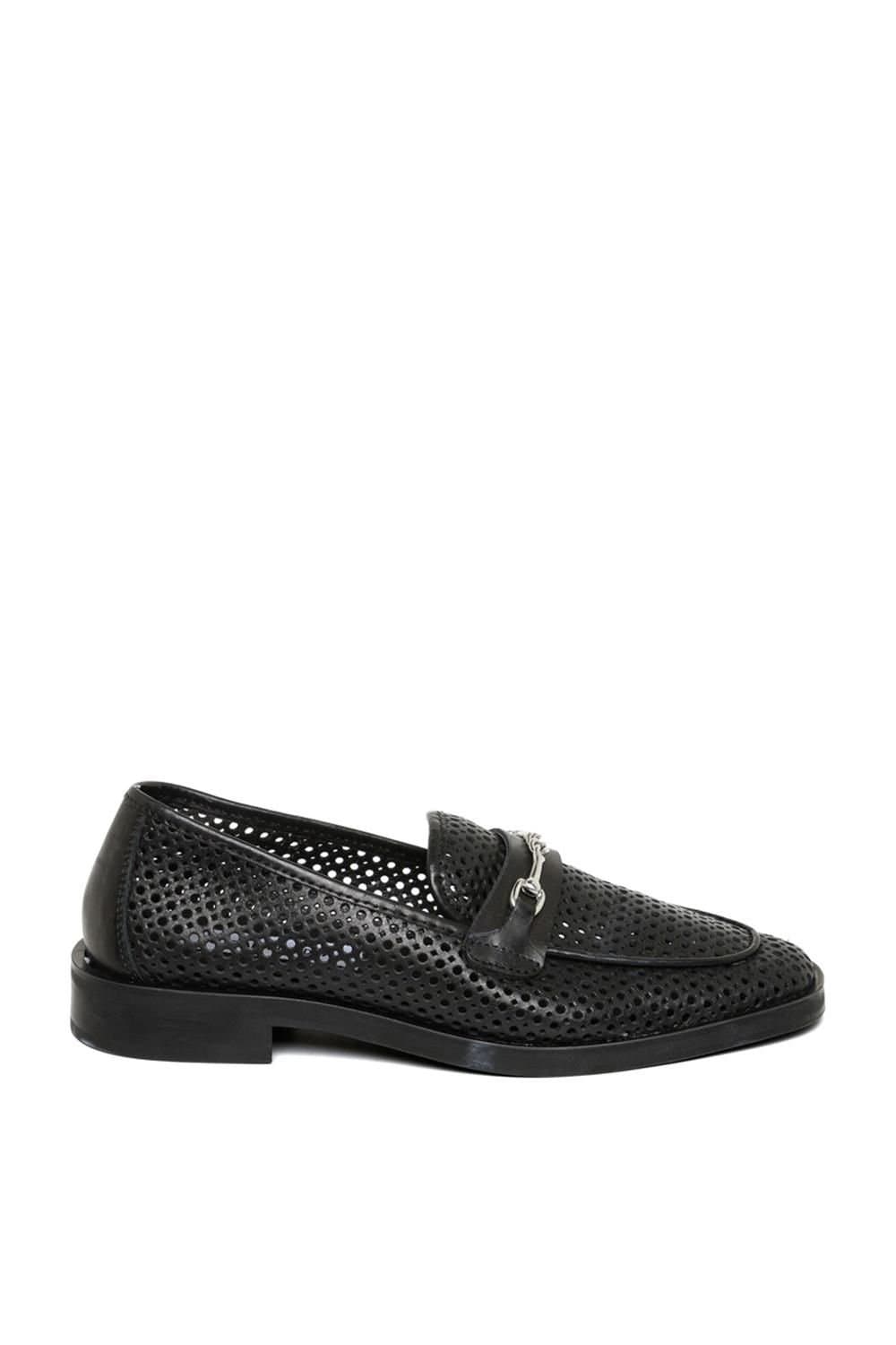Steve Madden STEVE MADDEN Women's 'Nafisa Loafer Black' Leather Flats in Black