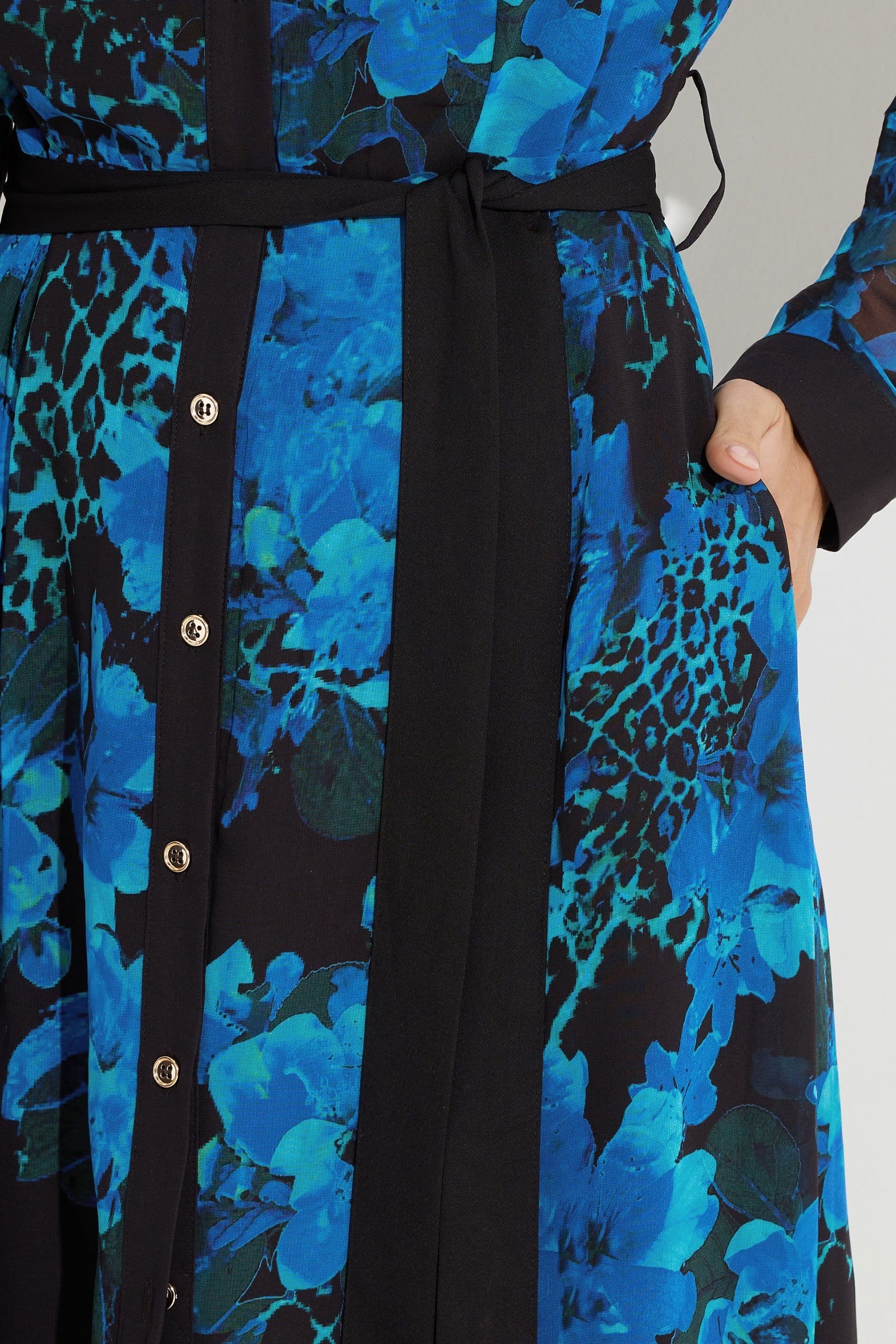 Star By Julien Macdonald Star by Julien Macdonald Women's Floral Print Shirt Dress in Black - 4