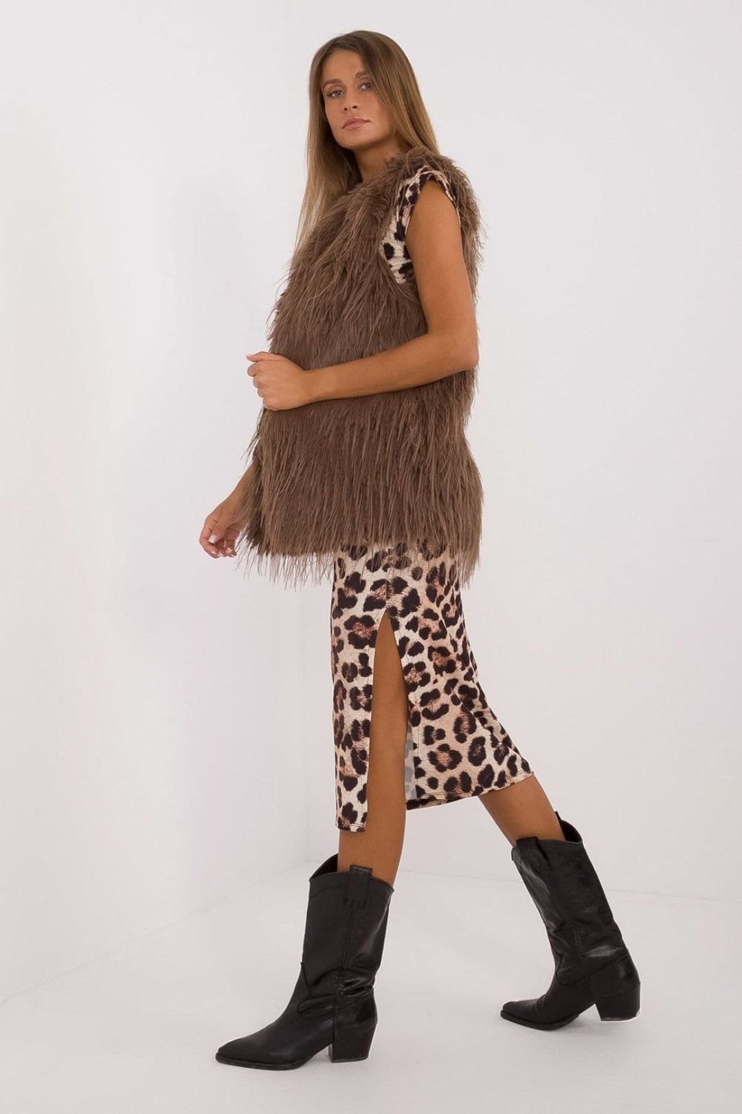 Love Lace Love Lace Women's Casual Faux Fur Sleeveless Vest with Hook in Brown - 4