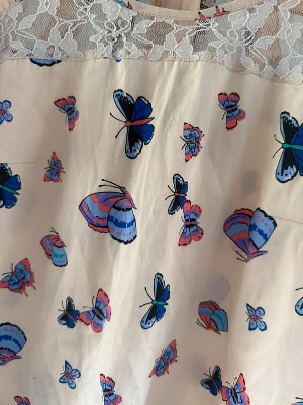 New Look New Look 🦋 Butterfly Print Silk Feel Short Sleeve Loose Top Size 8