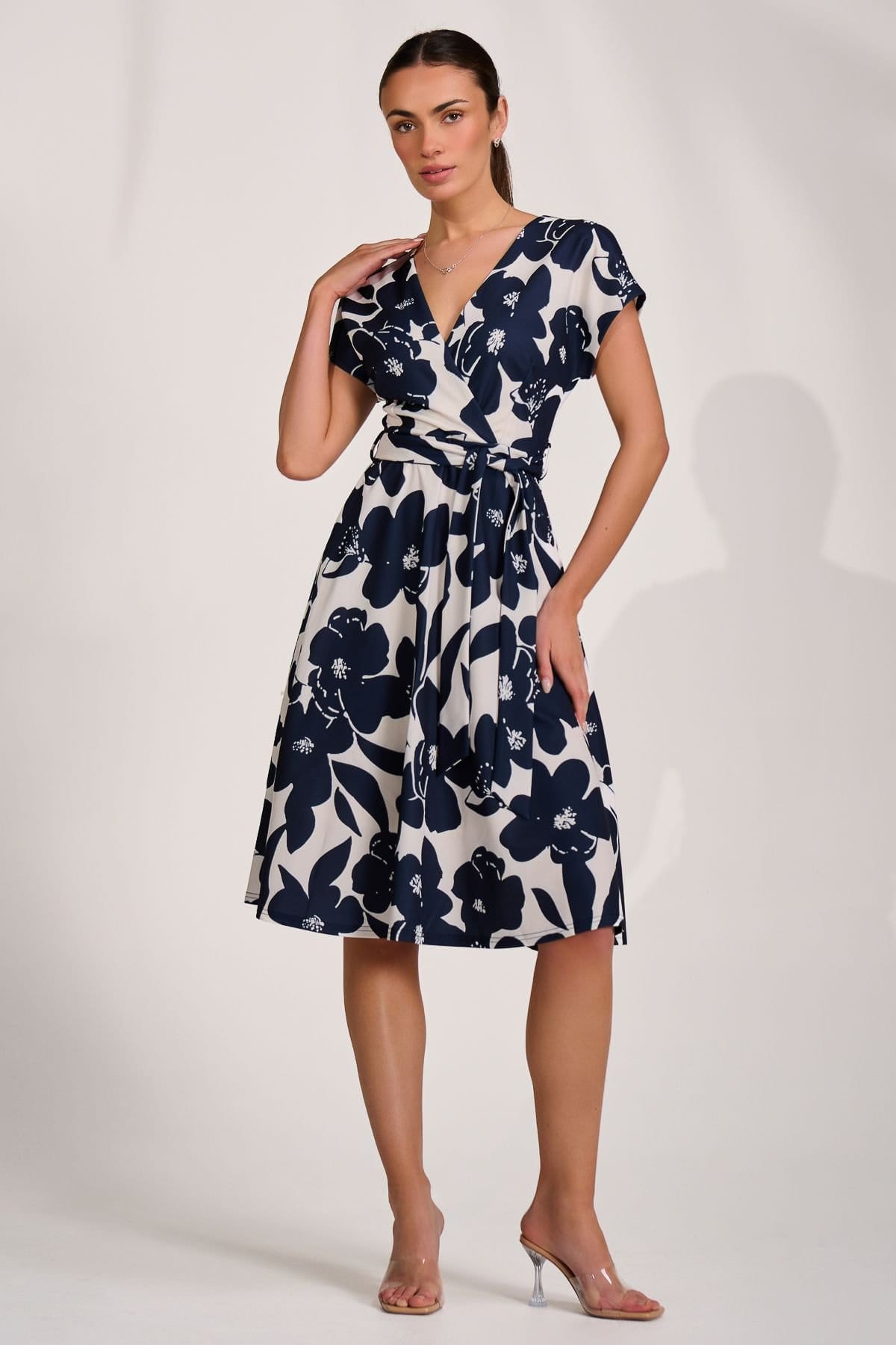 Jolie Moi Jolie Moi Women's V Neck Print Scuba Midi Dress in Navy - 4