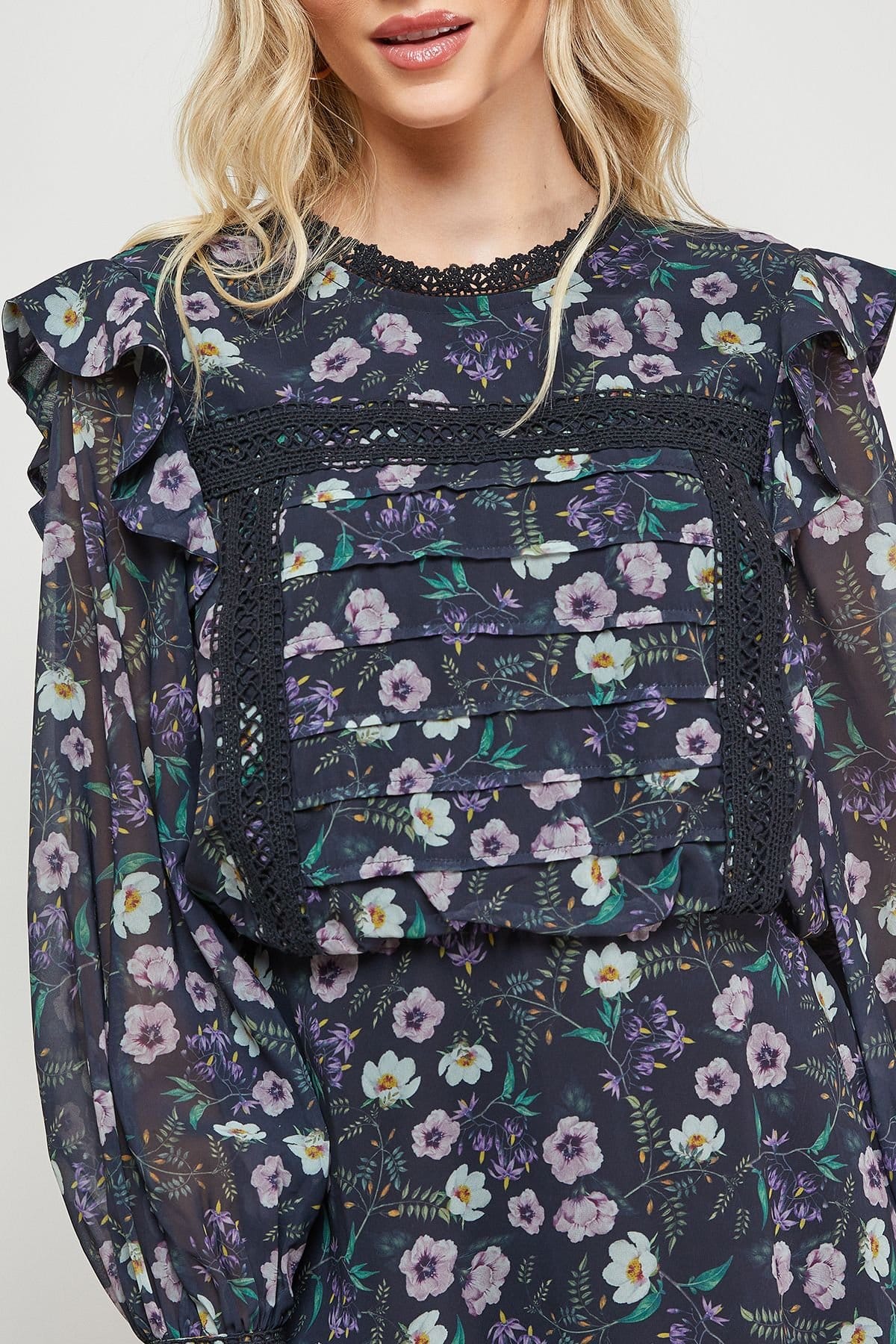 Oasis Oasis Women's Printed Lace Trim Pleat Detail Mini Dress in Black - 4