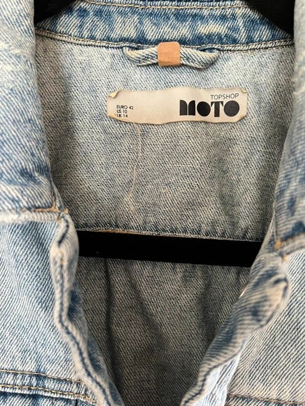 Topshop Topshop cropped denim waist coat Size 14