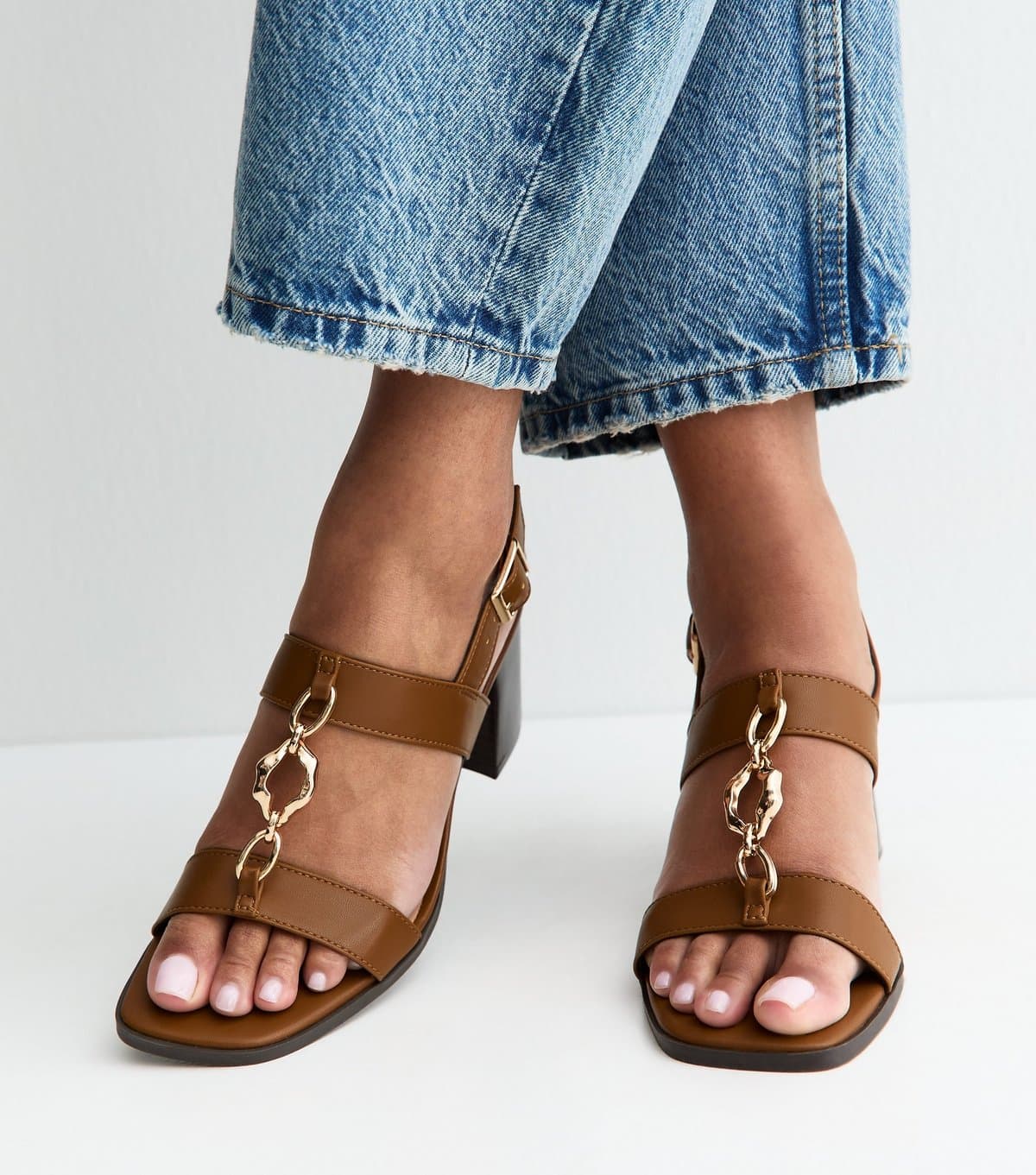 New Look Women's Tan Faux Leather Chain Strap Block Heel Sandals Vegan New Look