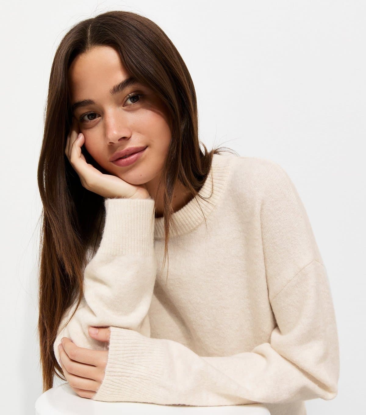 New Look Women's Off White Midweight Crew Neck Jumper New Look