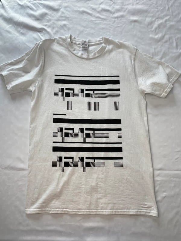 Gildan Gildan White Graphic Print T-Shirt Black Abstract Design Unisex Size M