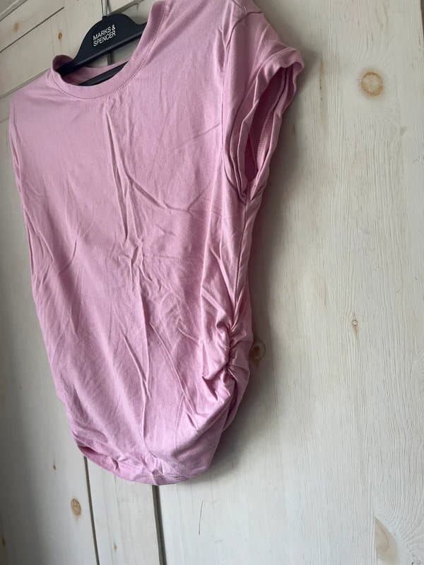 Bershka Bershka pink baby tee