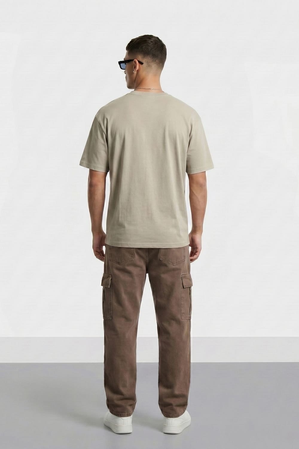 LONDON ATTITUDE LONDON ATTITUDE Men's Essential Split Graphic Premium Cotton T-Shirt in Light Stone - 4
