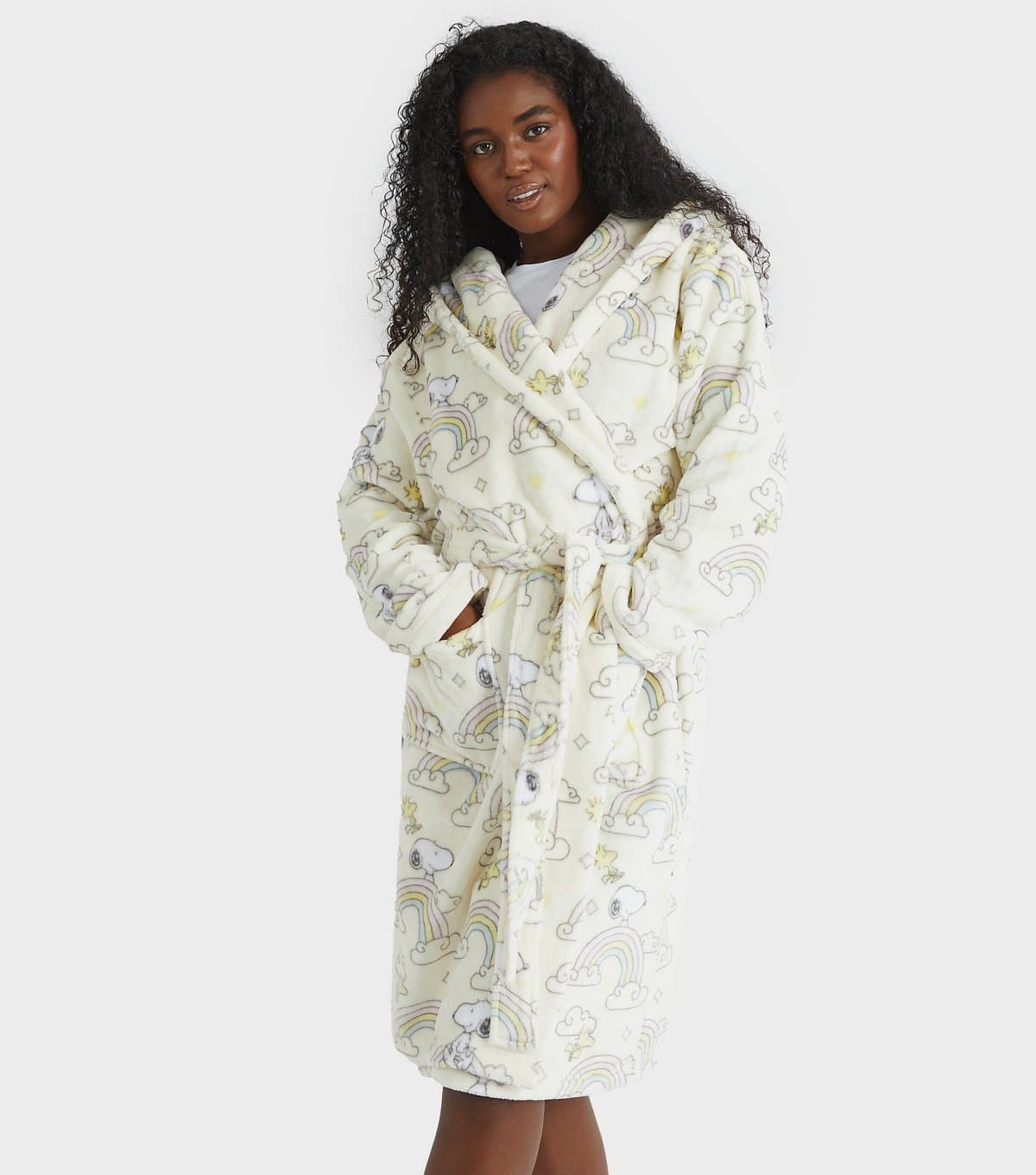 Skinnydip Women's White Peanuts Snoopy Rainbow Dressing Gown Skinnydip New Look