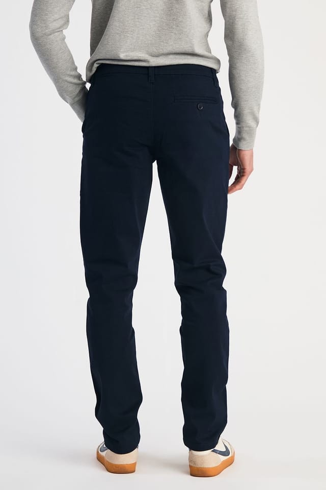 French Connection French Connection Men's Cotton Relaxed Fit Chino Trousers in Navy - 2