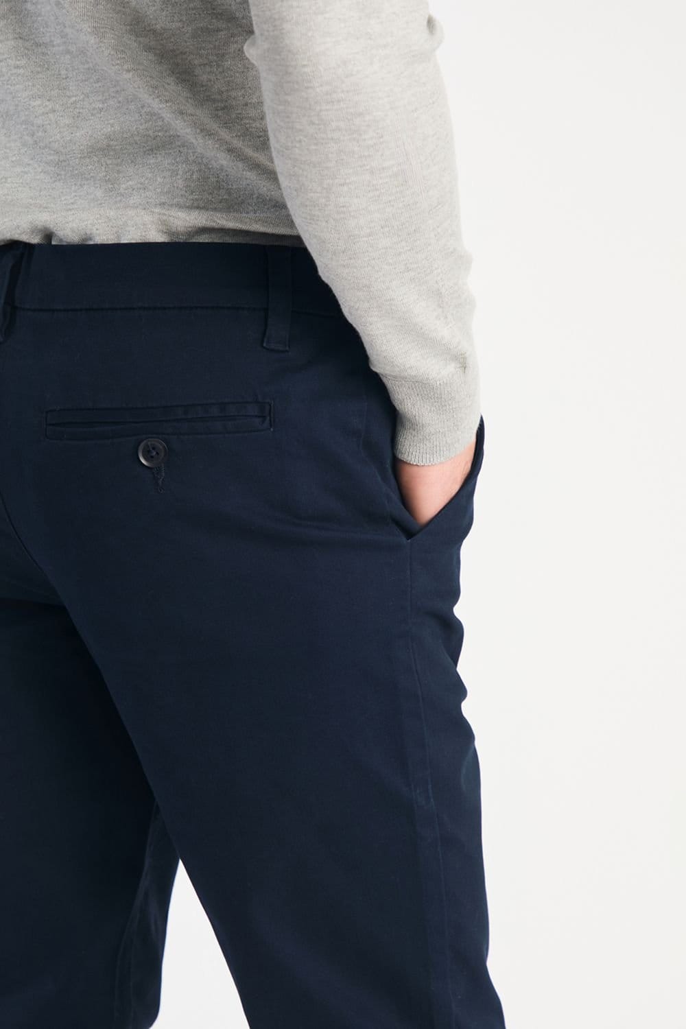 French Connection French Connection Men's Cotton Relaxed Fit Chino Trousers in Navy - 4