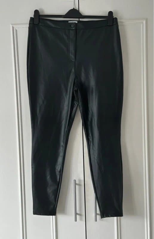 Papaya Papaya blank faux leather jeans size 18