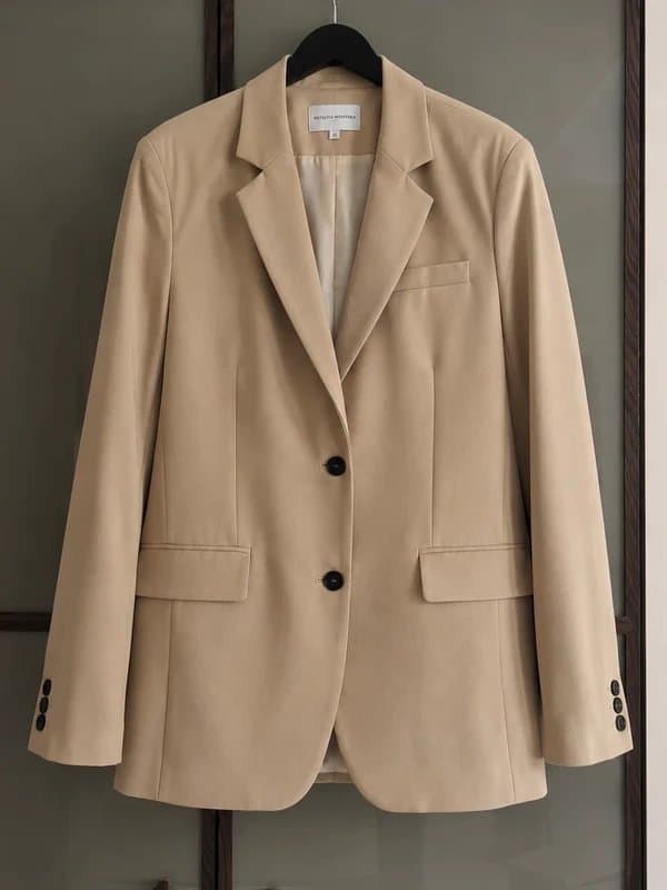 Beige Designer oversized blazer – new with tags
