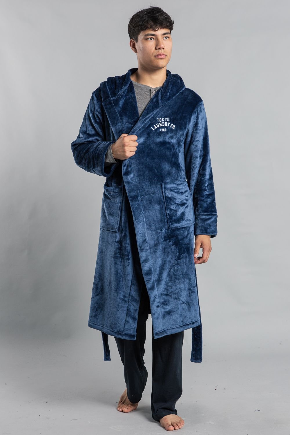 Tokyo Laundry Tokyo Laundry Men's Plush Dressing Gown with Hood in Blue - 3