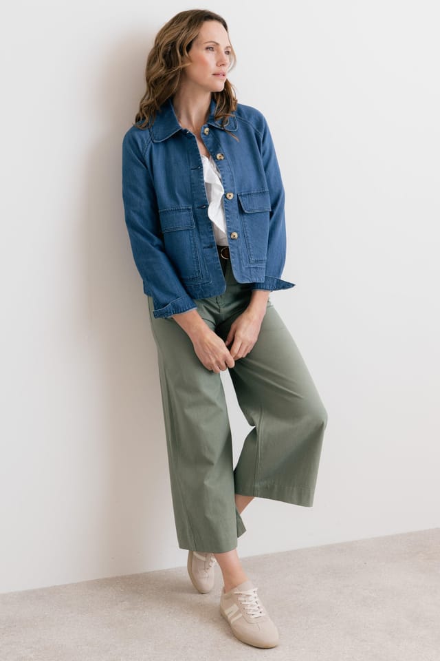Lily & Me Lily & Me Women's Amelia Cropped Wide Leg Trousers in Green - 3