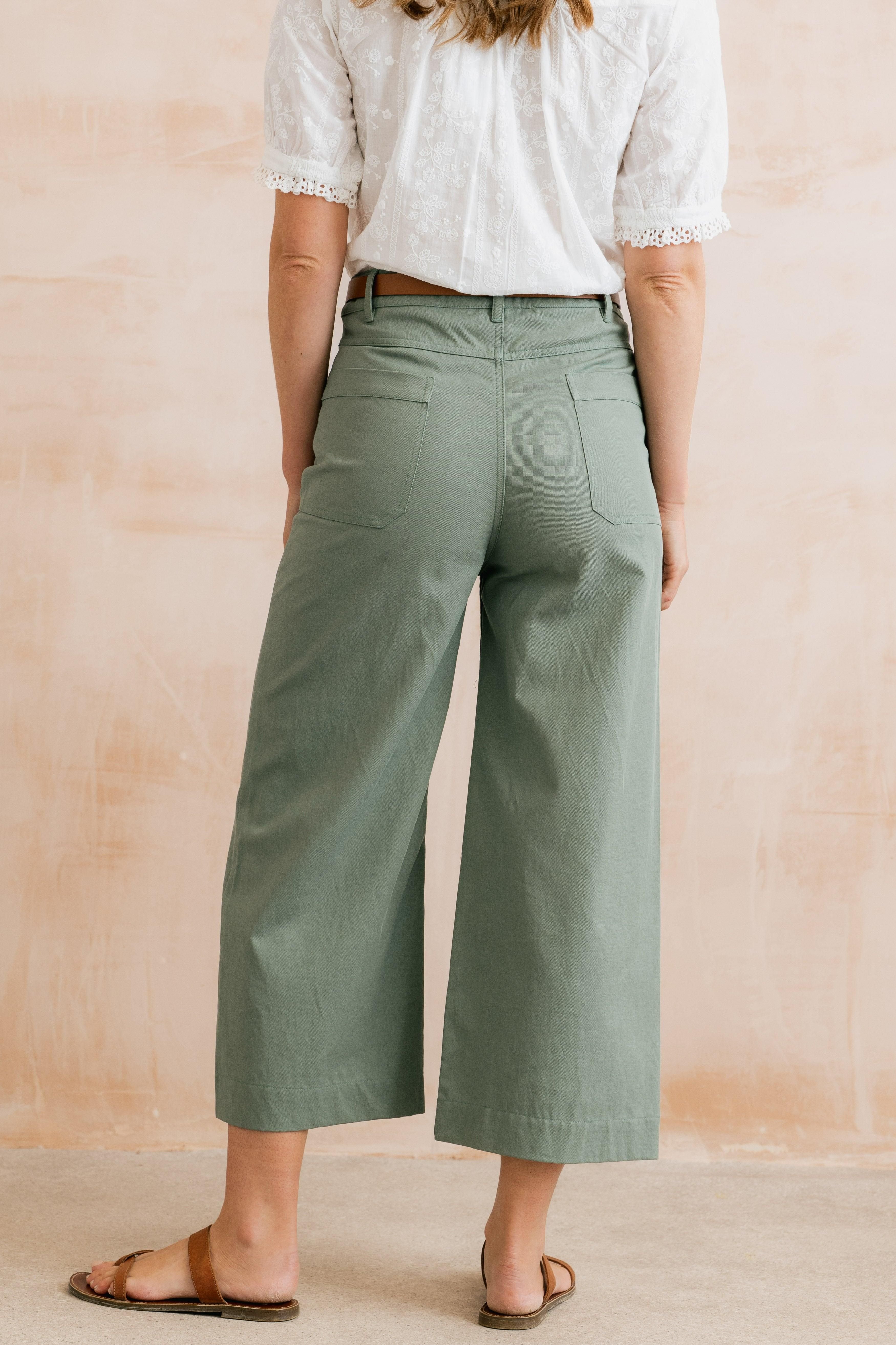 Lily & Me Lily & Me Women's Amelia Cropped Wide Leg Trousers in Green - 4