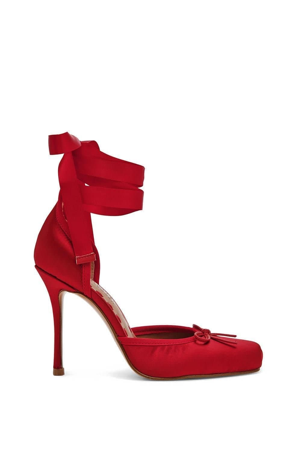 Steve Madden Steve Madden Women's 'Larina Red Satin' Fabric Heels