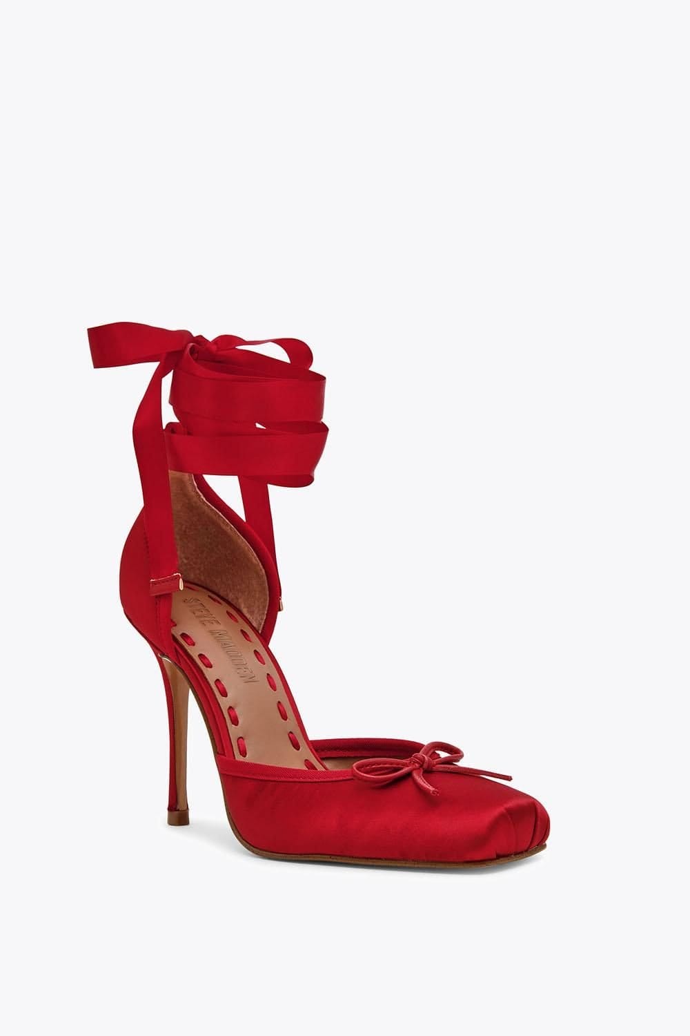 Steve Madden STEVE MADDEN Women's 'Larina Red Satin' Fabric Heels - 4