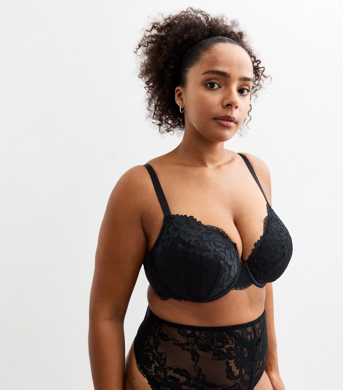 New Look Women's Plus Size Black Lace Plunge Bra Curves New Look