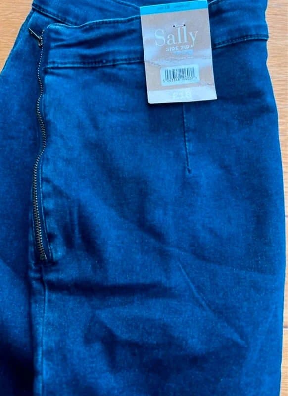 Sally Bonmarche Sally side zip blue stretch jeans size 18