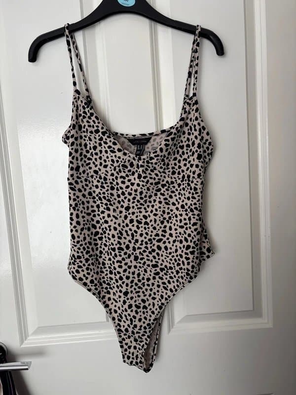 New Look Women’s new look bodysuit size 14