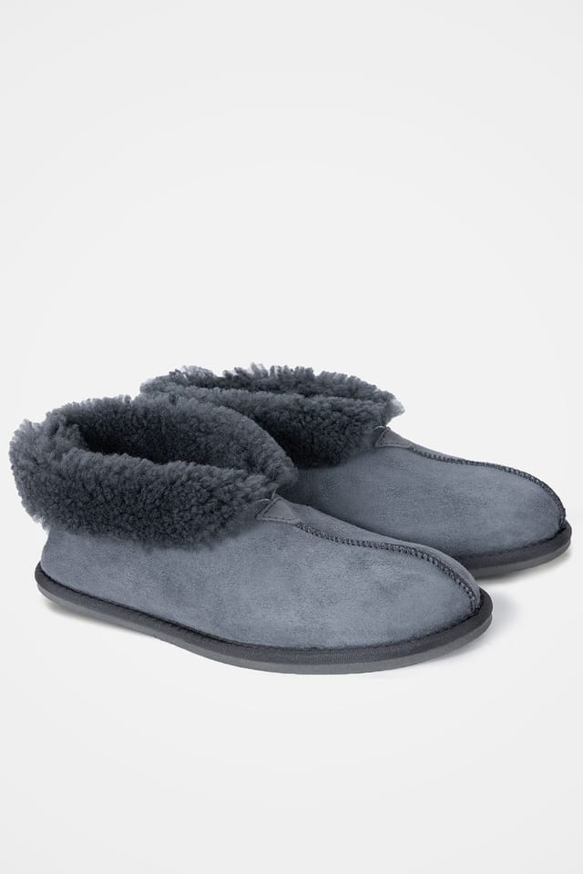 Celtic & Co Celtic & Co Men's Sheepskin Bootee Slippers in Mid Grey - 3