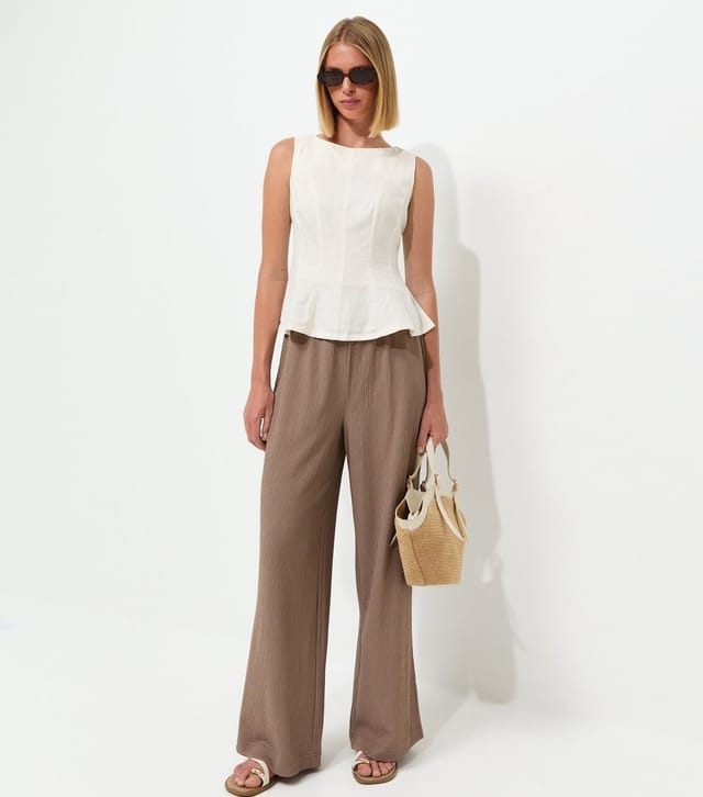 New Look Women's Mink Crinkled Jersey Wide Leg Trousers New Look - 3