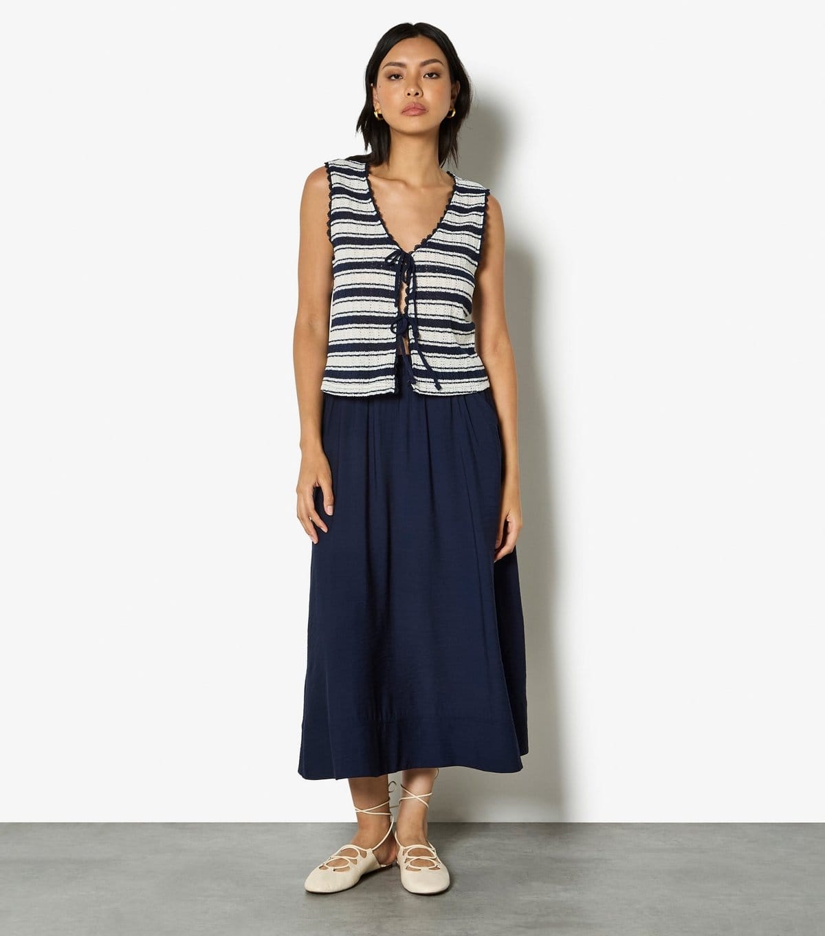 Apricot Women's Blue Textured Stripe Tie Front Top Apricot New Look - 4