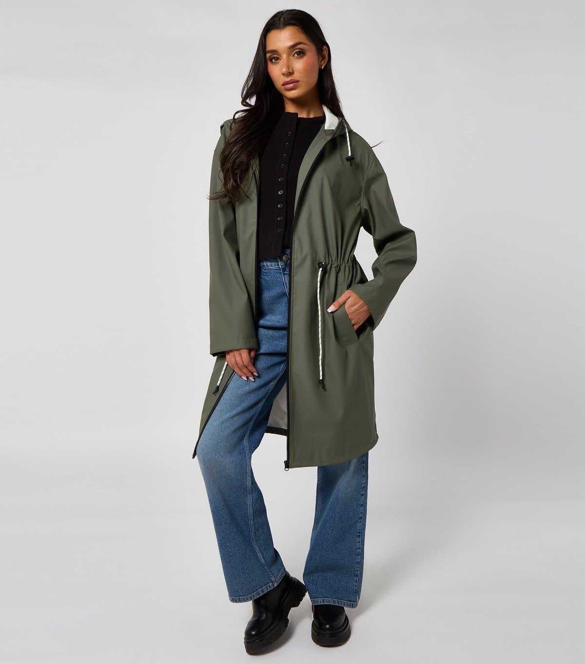 Urban Bliss Women's Khaki Fishtail Raincoat Urban Bliss New Look