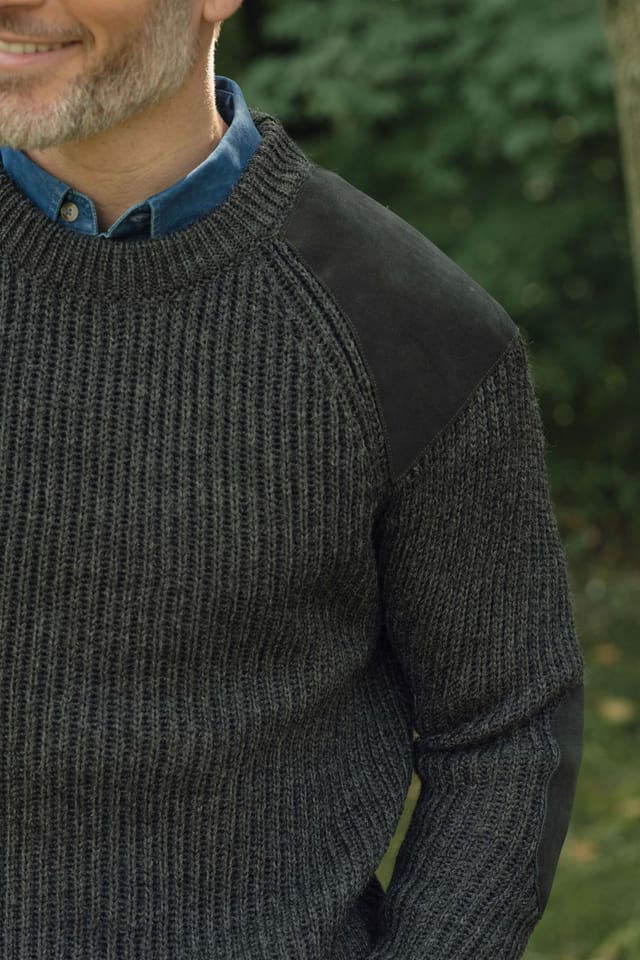 WoolOvers WoolOvers Men's Pure Wool Countryman Jumper in Grey - 2