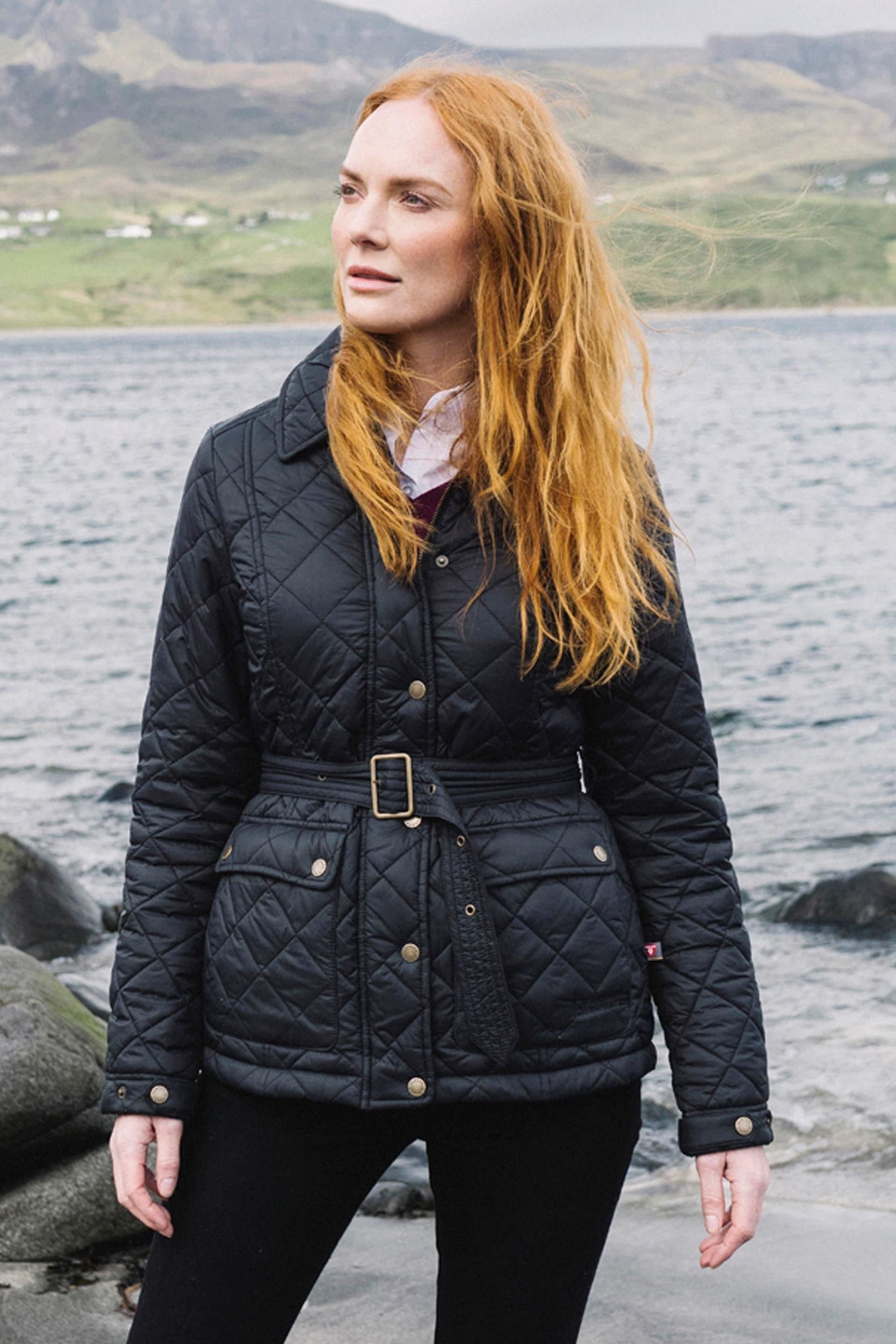 Hinter & Hobart Hinter & Hobart Black Quilted Jacket for Women