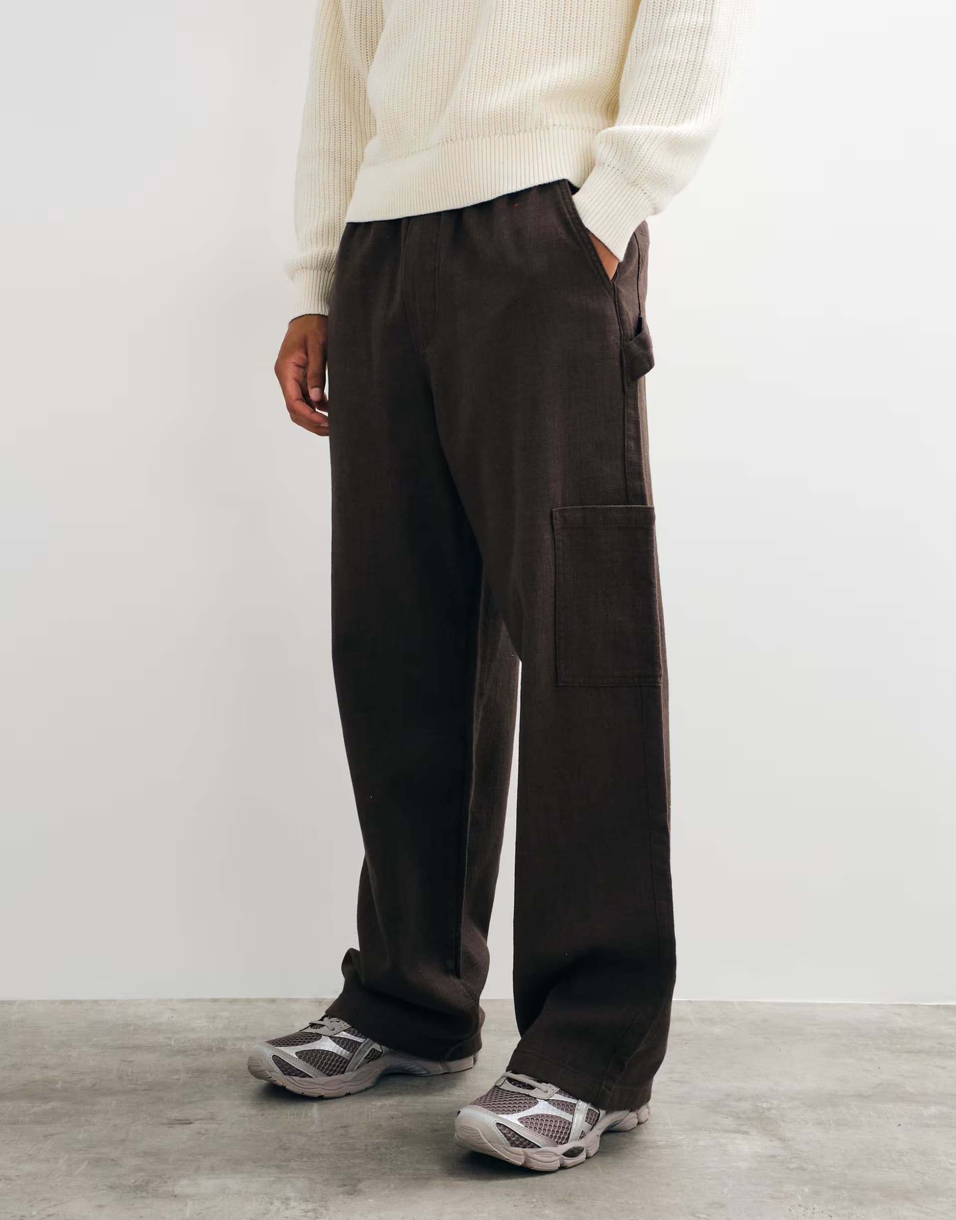 ASOS ASOS DESIGN baggy cargo trousers in brown